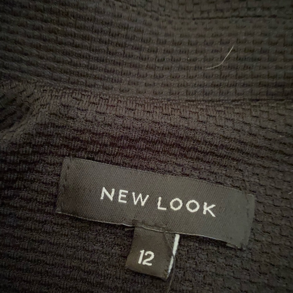 Blazer - Picture 3 of 3
